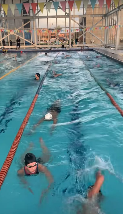 Clase de natación niños